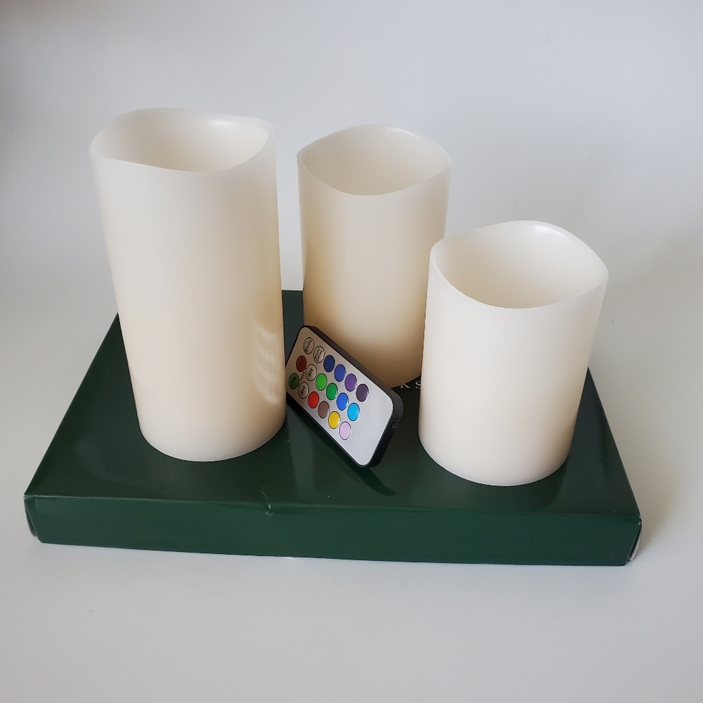 New Jeffrey Banks Set of 3 Pillar LED Flameless Color Changing Candles